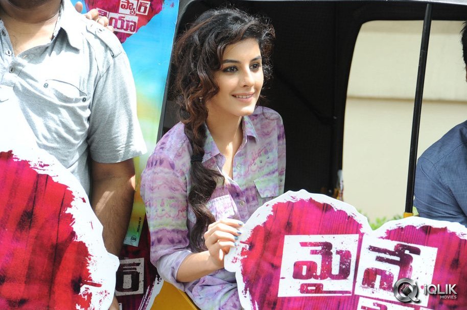 Maine-Pyar-Kiya-Movie-Team-Auto-Rally